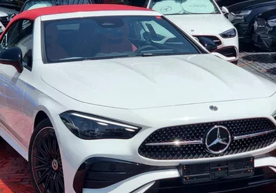 Mercedes-Benz CLE 200 Cabriolet AMG Convertible-2