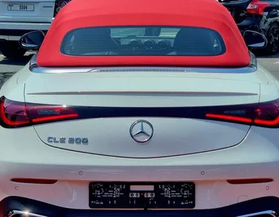 Mercedes-Benz CLE 200 Cabriolet AMG Convertible-5