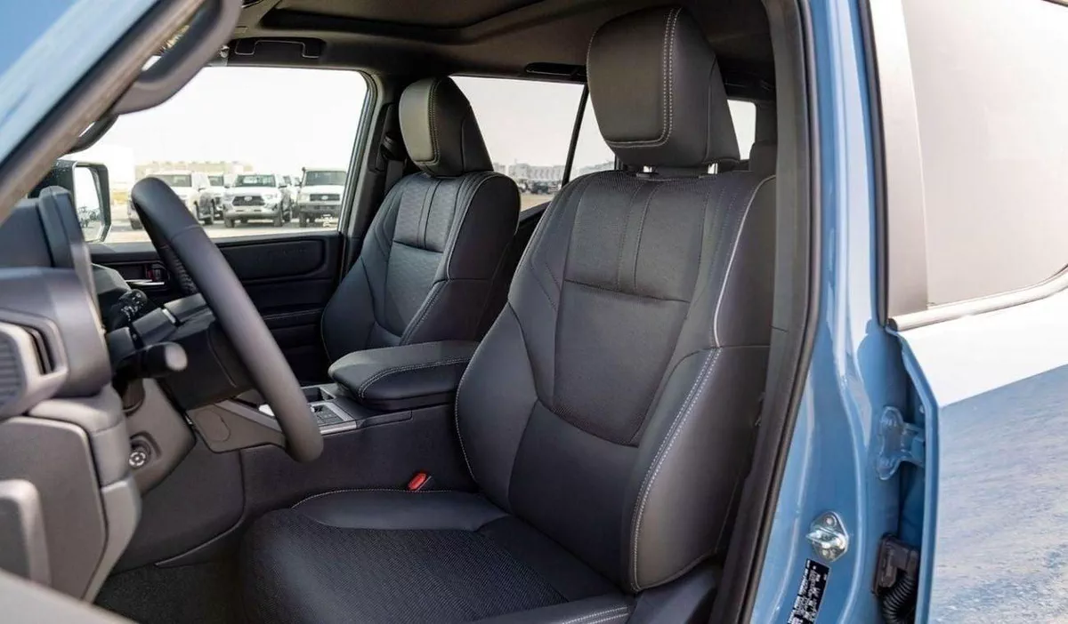 Toyota Prado GXR PRADO 250 2.8D AT FIRST EDITION MY2025 – BLUE & GREY ROOF-12-0