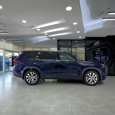 Toyota Grand Highlander Limited-16