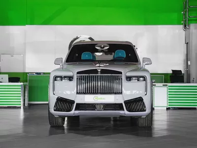 CULLINAN BLACK BADGE - 4 YEARS WARRANTY - 4 YEARS CONTRACT SERVICE - 2026-2