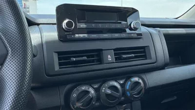 Mitsubishi L200 GL Mitsubishi L200 2.4L dieselbasic option MY25-8