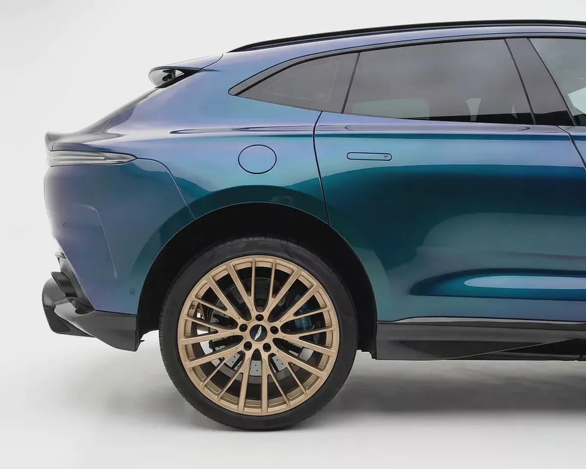 Aston Martin DBX 707 2023 | GCC Specs | AED 15,667 / Monthly-5-5