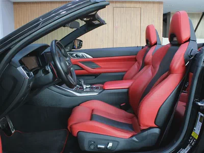 2022 - BMW M4 Competition - with warranty for 266,000.00 AED-10