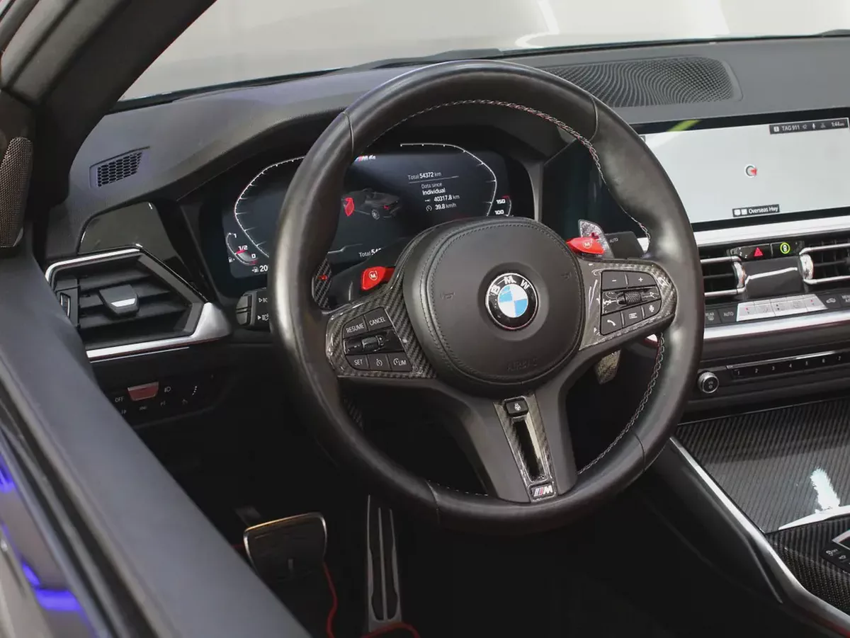 2022 - BMW M4 Competition - with warranty for 266,000.00 AED-9-9