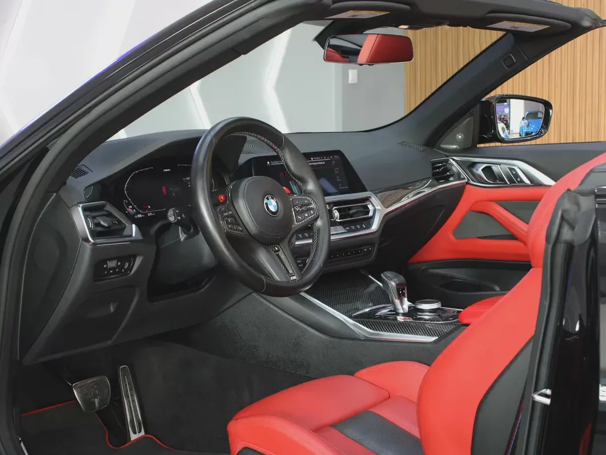 2022 - BMW M4 Competition - with warranty for 266,000.00 AED-11-11