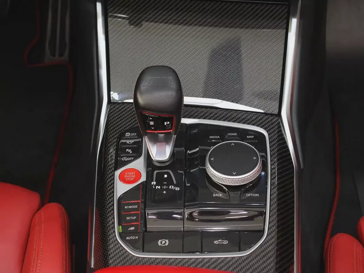 2022 - BMW M4 Competition - with warranty for 266,000.00 AED-17-17