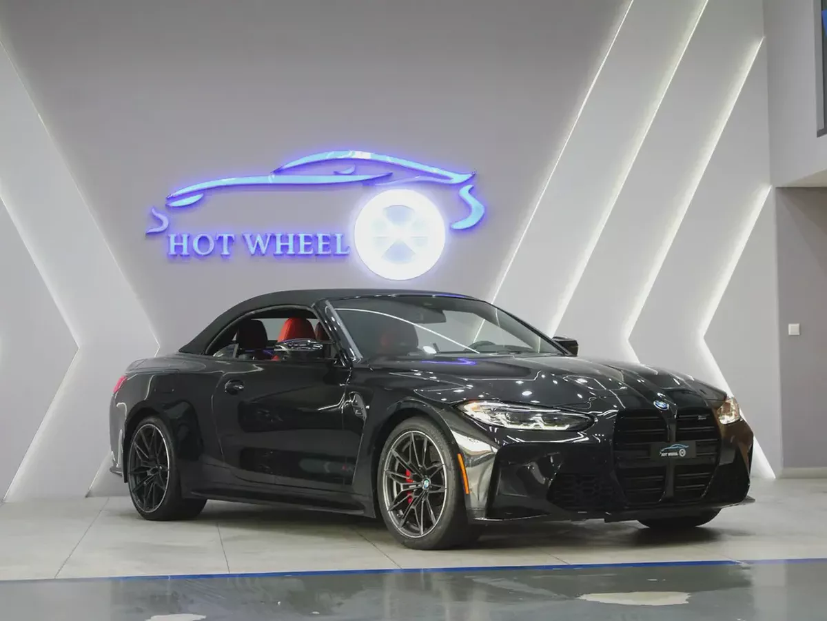 2022 - BMW M4 Competition - with warranty for 266,000.00 AED-1-1