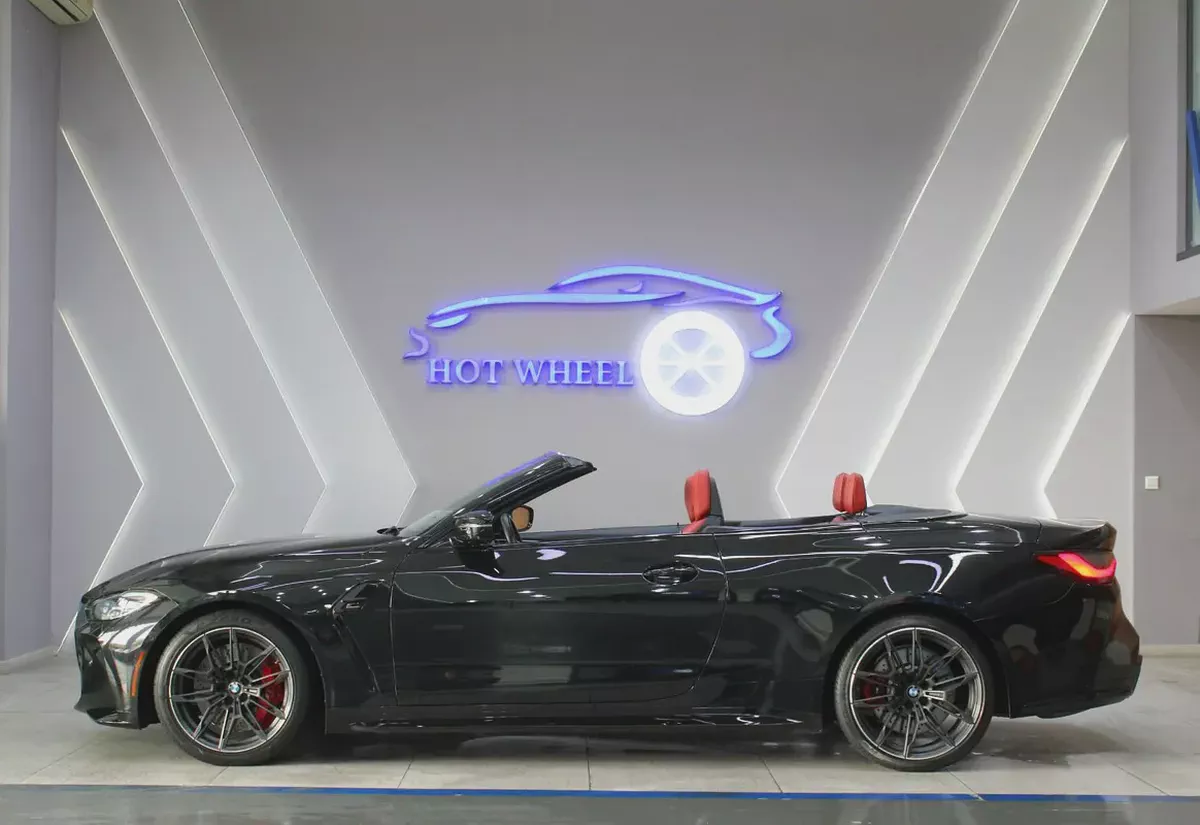 2022 - BMW M4 Competition - with warranty for 266,000.00 AED-5-5