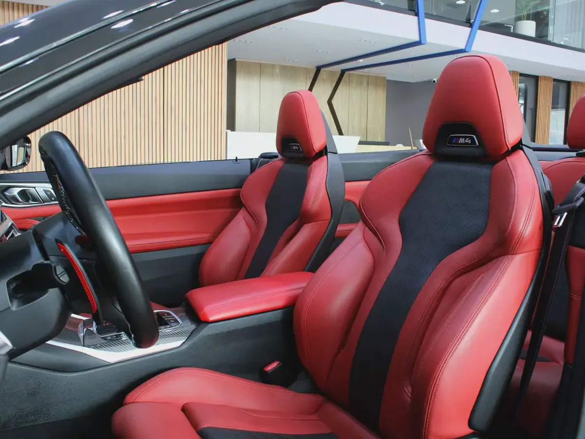 2022 - BMW M4 Competition - with warranty for 266,000.00 AED-8-8
