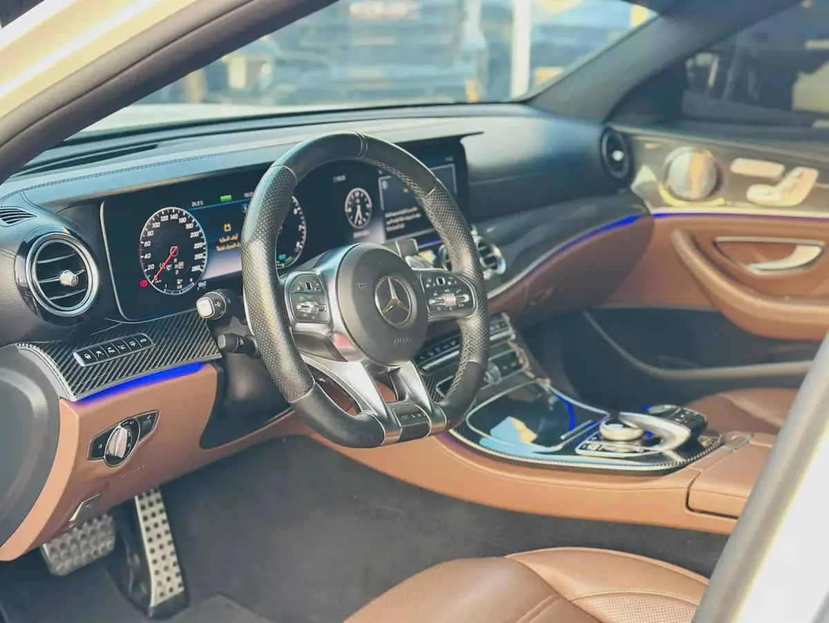 مرسيدس E53 AMG 2019 | خليجي | فل الفل رقم واحد | 6 فصوص | مفتاحين وكالة | سقف بانوراما | كاميرا 360-10-10