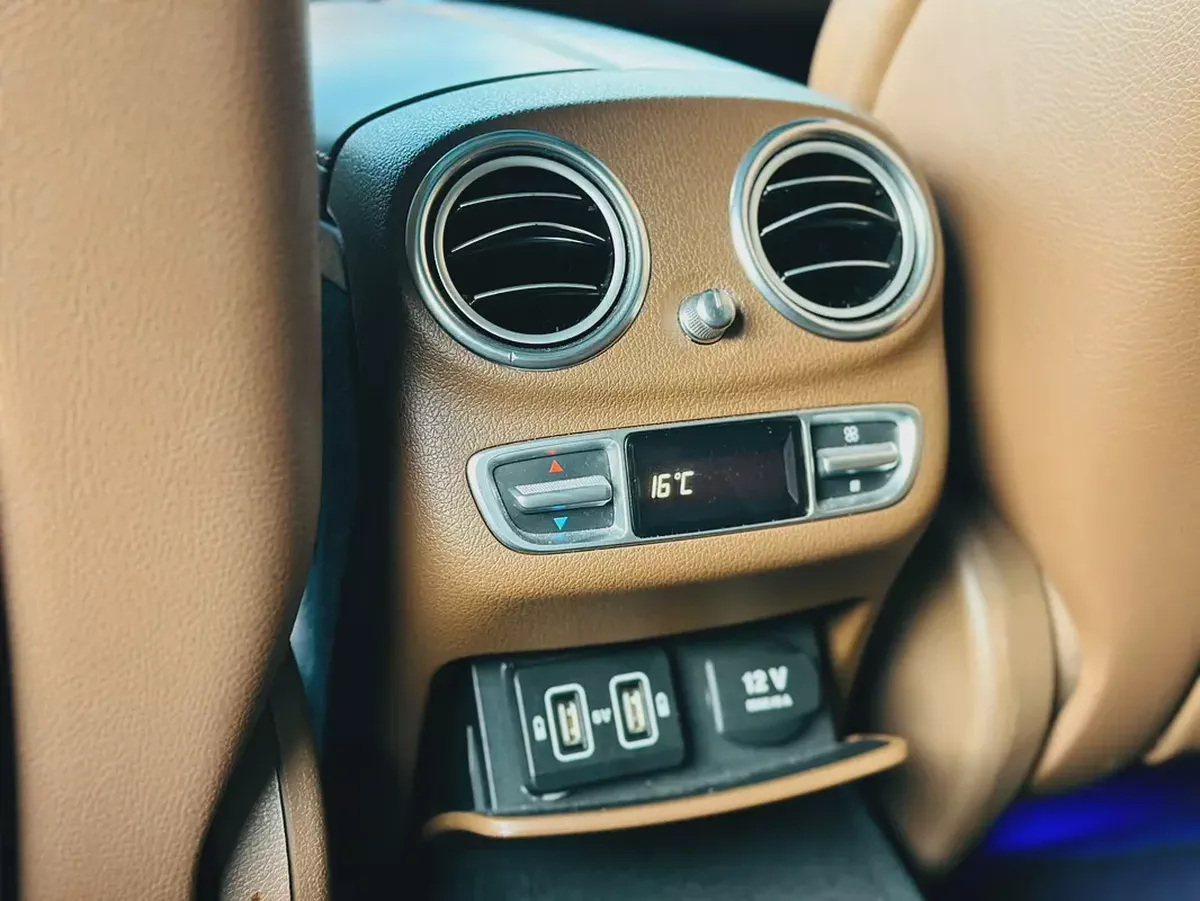 مرسيدس E53 AMG 2019 | خليجي | فل الفل رقم واحد | 6 فصوص | مفتاحين وكالة | سقف بانوراما | كاميرا 360-11-11