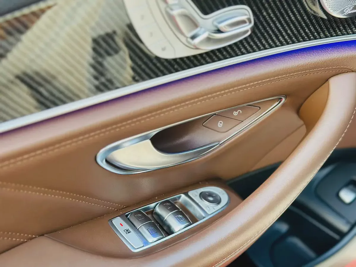 مرسيدس E53 AMG 2019 | خليجي | فل الفل رقم واحد | 6 فصوص | مفتاحين وكالة | سقف بانوراما | كاميرا 360-14-14