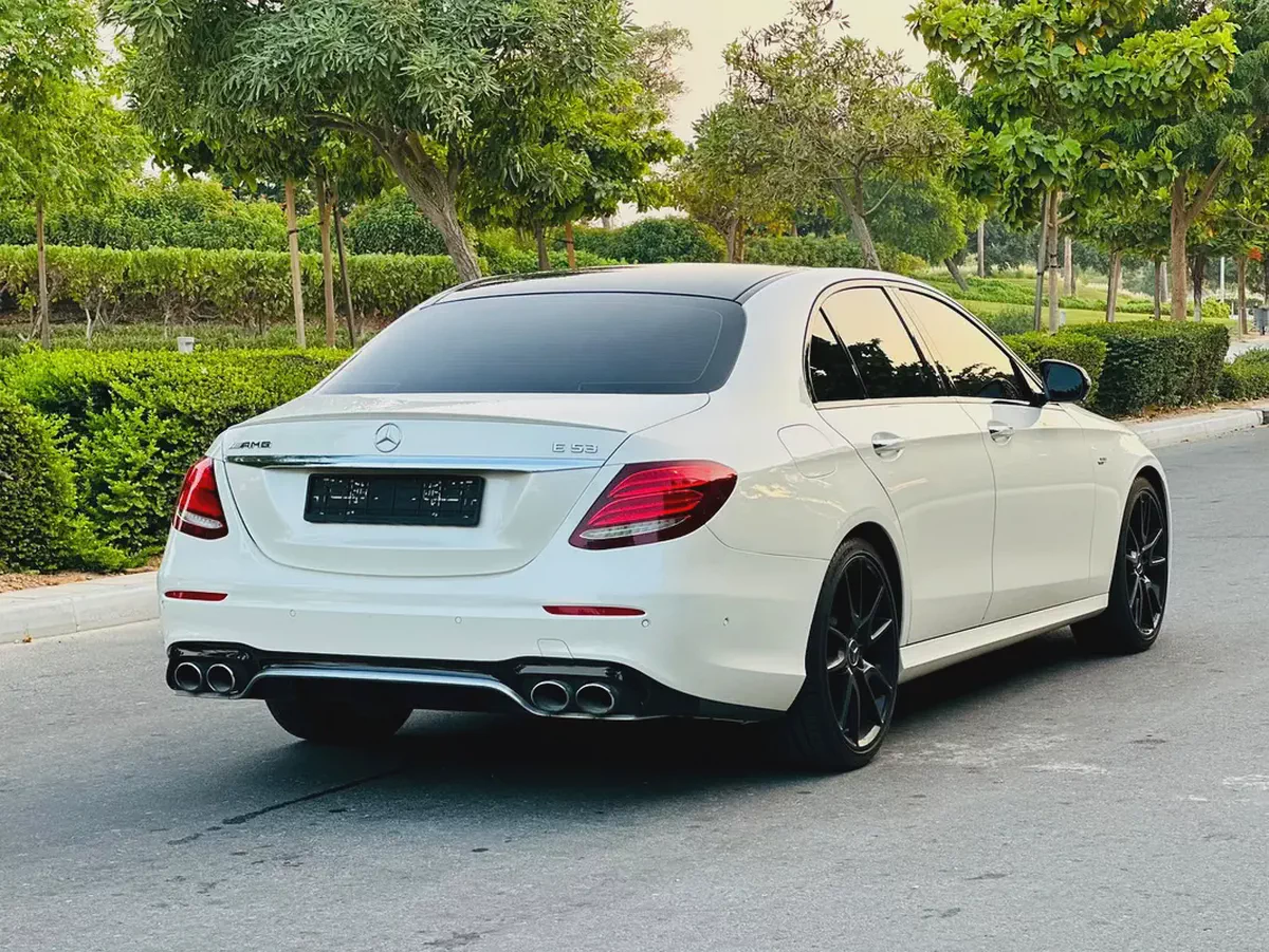 مرسيدس E53 AMG 2019 | خليجي | فل الفل رقم واحد | 6 فصوص | مفتاحين وكالة | سقف بانوراما | كاميرا 360-2-2