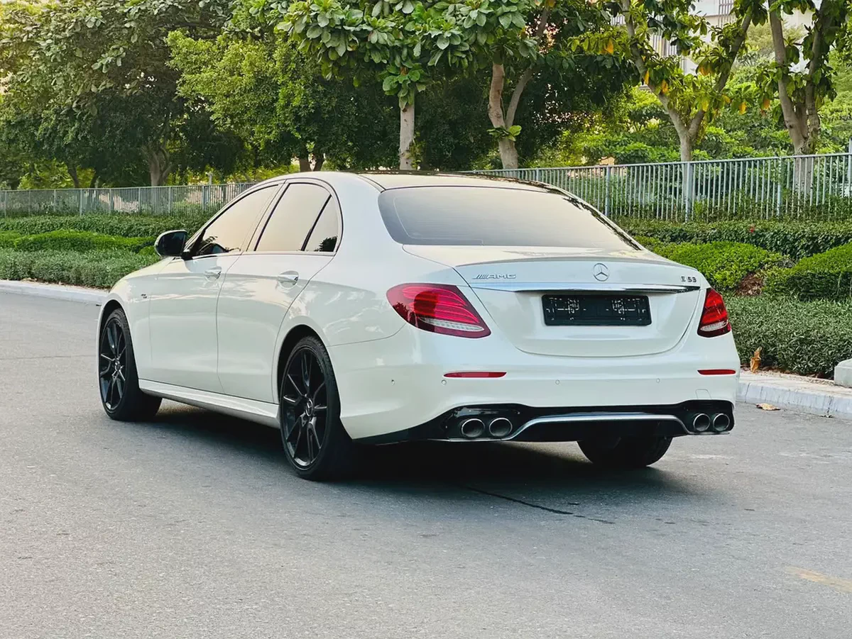 مرسيدس E53 AMG 2019 | خليجي | فل الفل رقم واحد | 6 فصوص | مفتاحين وكالة | سقف بانوراما | كاميرا 360-7-7
