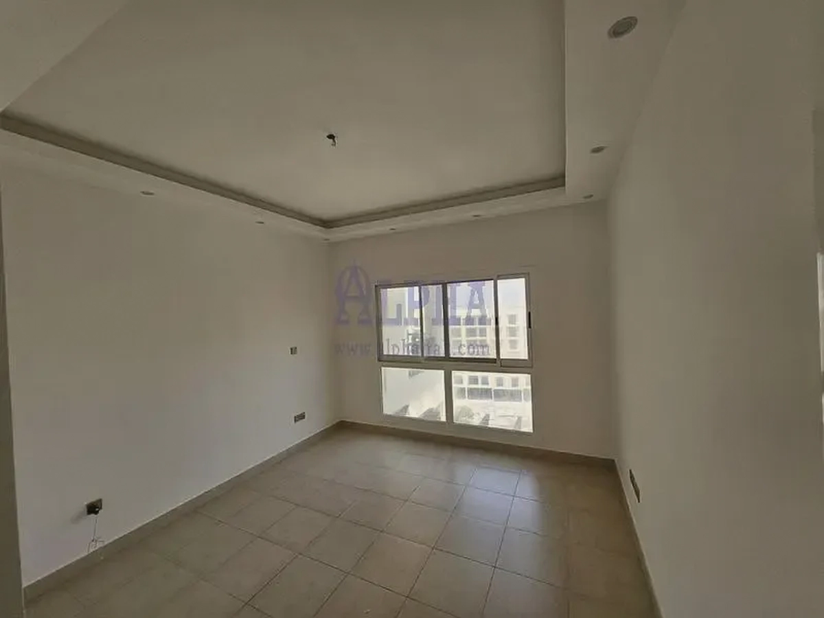 Price Reduced |3 BR W/MAID'S ROOM| MARINA VIEW-5-5