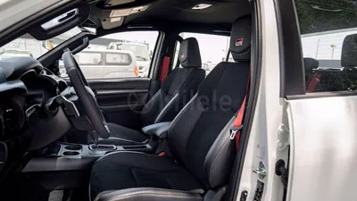 Toyota Hilux GR SPORT-17