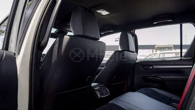 Toyota Hilux GR SPORT-19