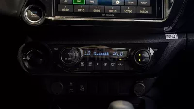 Toyota Hilux GR SPORT-21