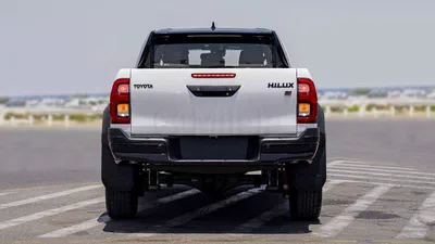 Toyota Hilux GR SPORT-7