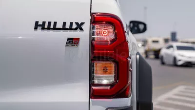 Toyota Hilux GR SPORT-8
