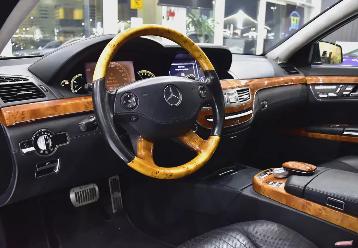 ORIGINAL PAINT ( صبغ وكاله ) Mercedes Benz S600 AMG V12 ( 2008 Model ) in Black Color Japanese Specs-10-10