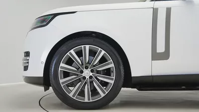 2024 Land Rover Range Rover HSE P400 | GCC Specs | Land Rover Active Warranty & Service 2029-10
