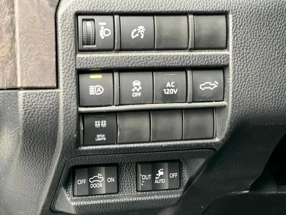 2024 Toyota Tacoma - limited American Specs - Brand New-14-14