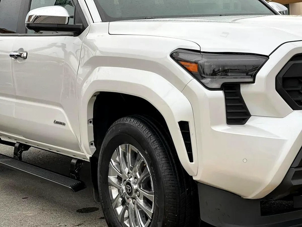 2024 Toyota Tacoma - limited American Specs - Brand New