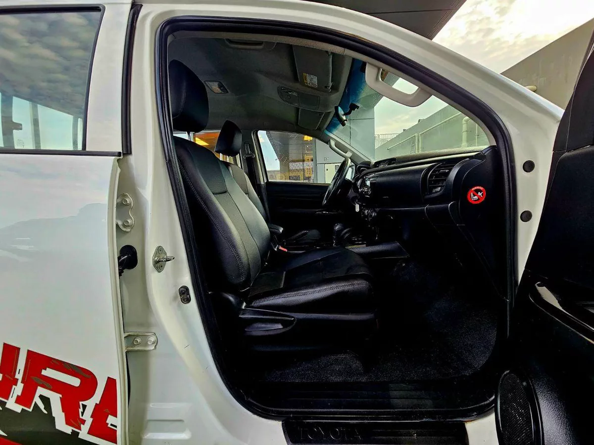Toyota Hilux GL ADVENTURE PATROL/ AUTO GEAR/ AUTO WINDOWS / FULL OPTION/ WIDE BODY-9-0