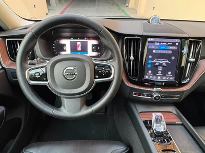 Gulf Specs 2023 VOLVO XC60 Ultimate Bright B5 AWD (Agency Serviced), Under Warranty Nov 2027.-12