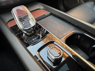 Gulf Specs 2023 VOLVO XC60 Ultimate Bright B5 AWD (Agency Serviced), Under Warranty Nov 2027.-8