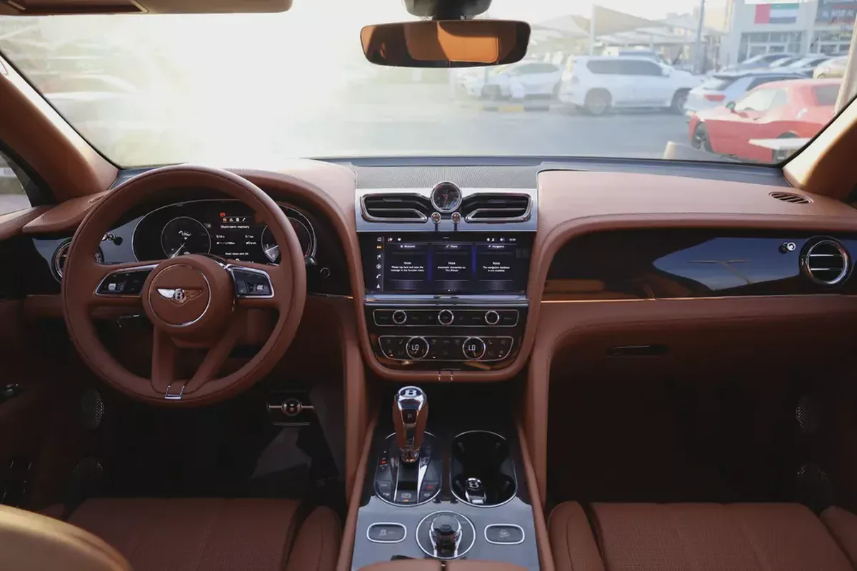 New Bentley Bentayga 4.0L V8 Design Series 2022-2-2
