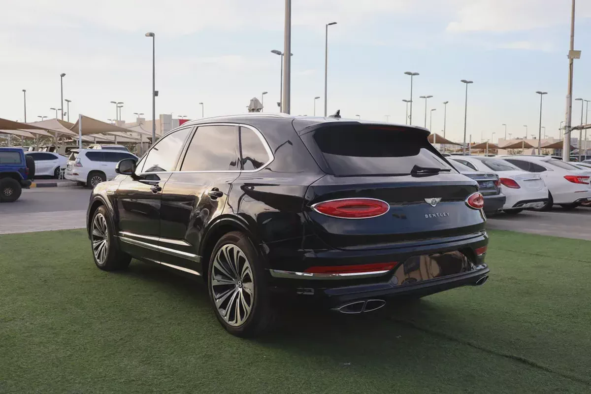 New Bentley Bentayga 4.0L V8 Design Series 2022-9-9