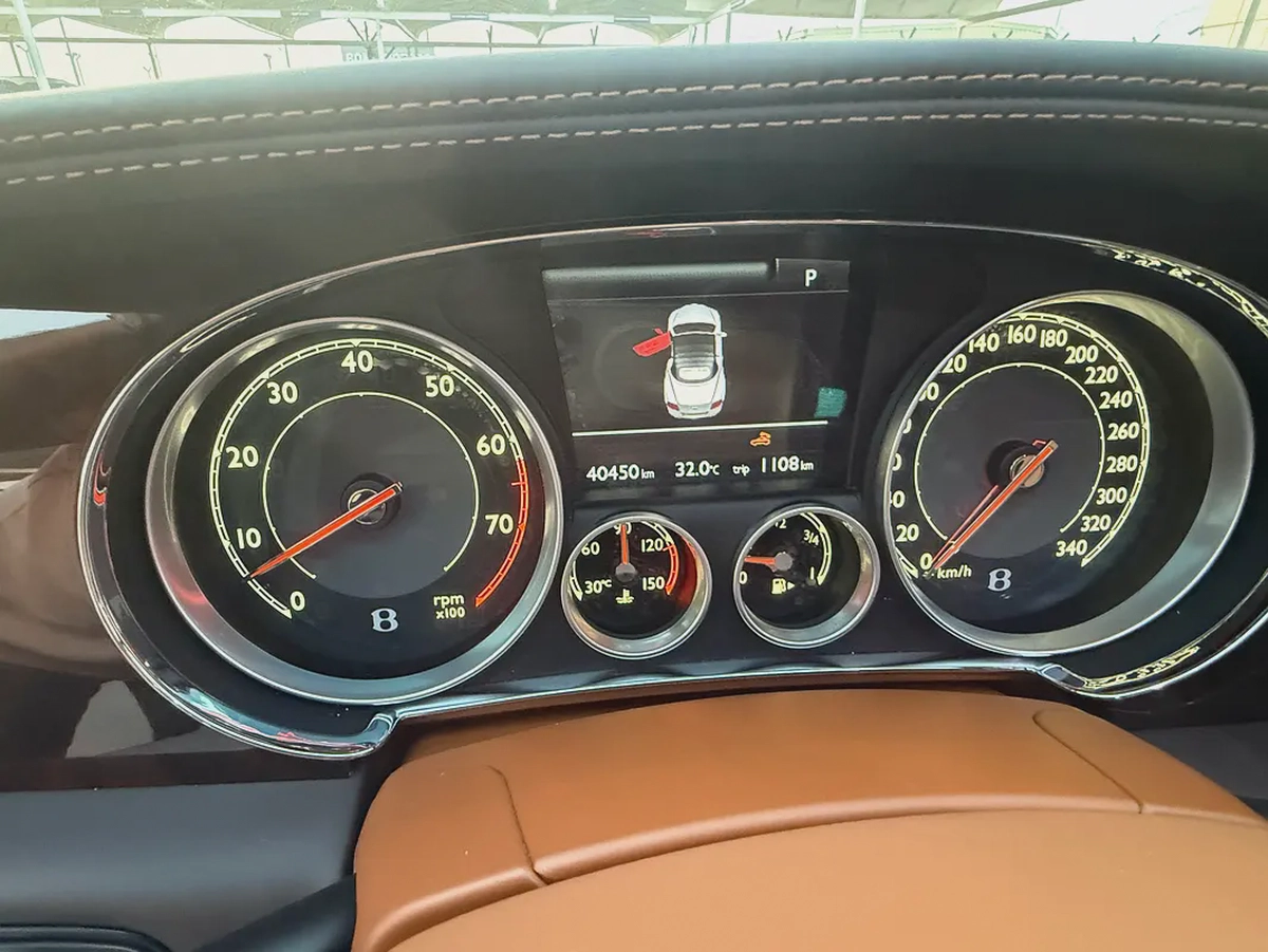 BENTLEY CONTINENTAL GTC SPEED - W12 - 2014 - 40,000 kms - FULL OPTION - JAPANESE SPEC-12-12