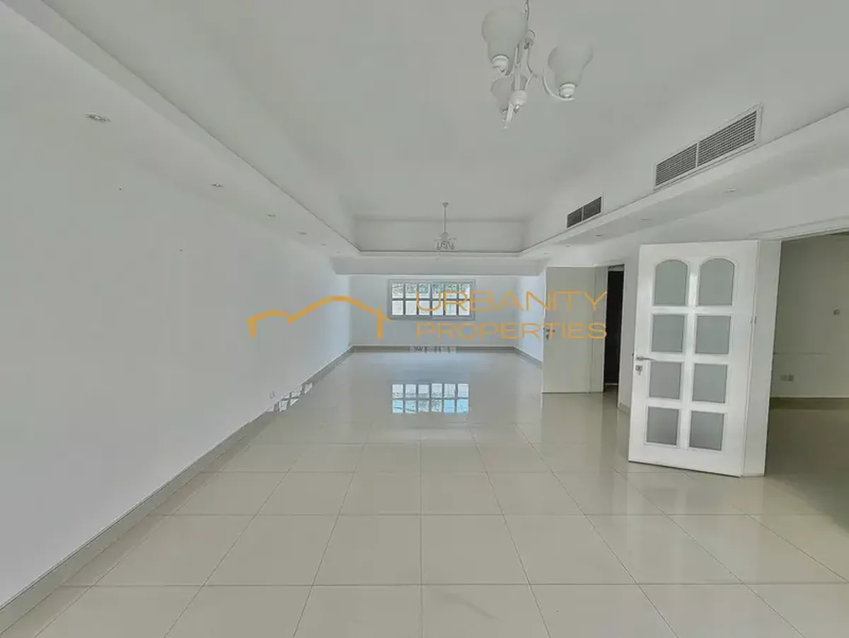 Spacious 4-Bedroom Villa for Rent | Al Garhoud-6-6