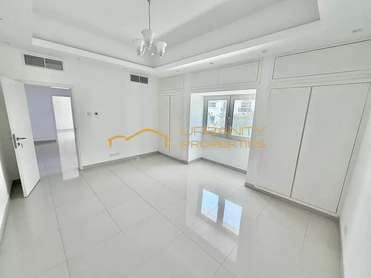 Spacious 4-Bedroom Villa for Rent | Al Garhoud-3-3