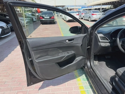 HYUNDAI ACCENT H.B-7