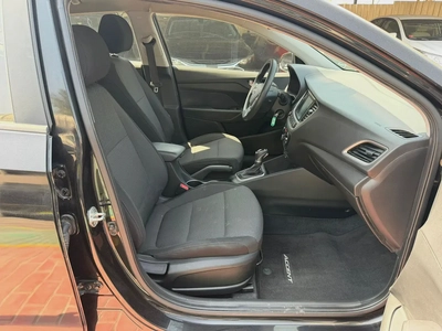 HYUNDAI ACCENT H.B-8