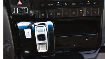 2026 Hyundai H-1 Starex Black | Premium Family-10