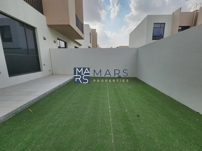 !! Vacant Middle Unit 2BR | Bigger Layout | For Rent !!-16