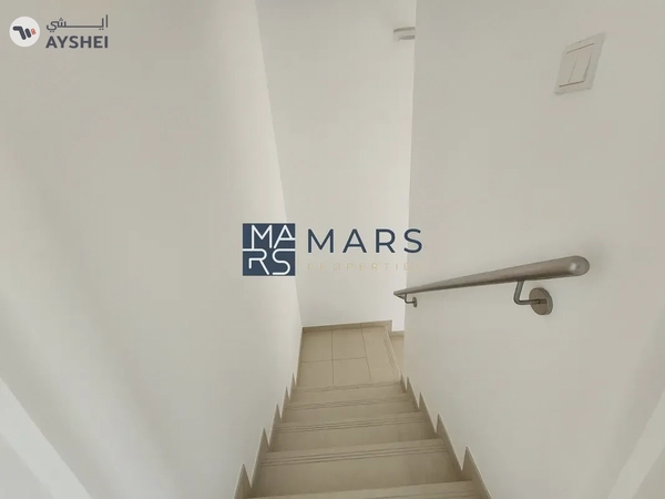 !! Vacant Middle Unit 2BR | Bigger Layout | For Rent !!