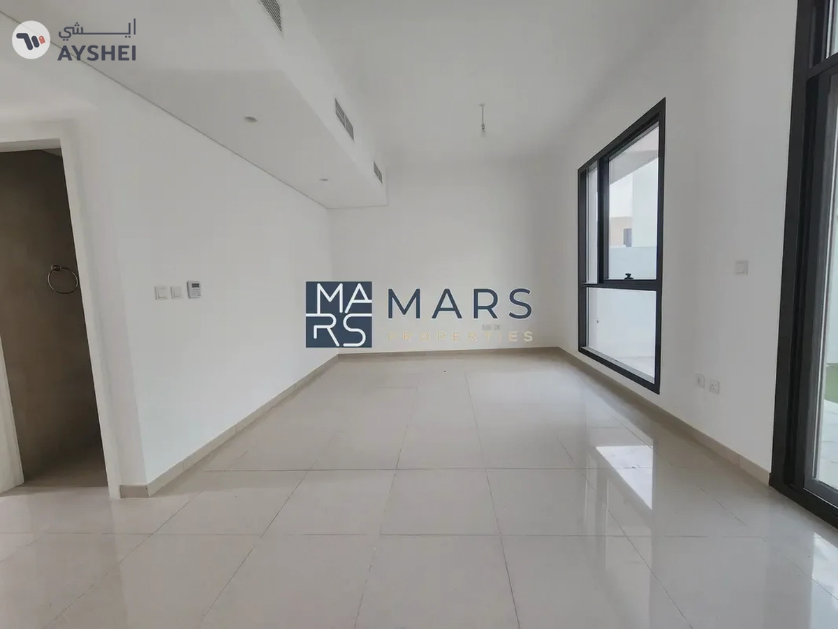 !! Vacant Middle Unit 2BR | Bigger Layout | For Rent !!-18-18