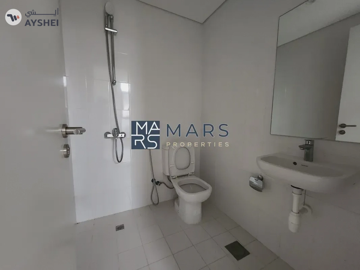 !! Vacant Middle Unit 2BR | Bigger Layout | For Rent !!-19-19