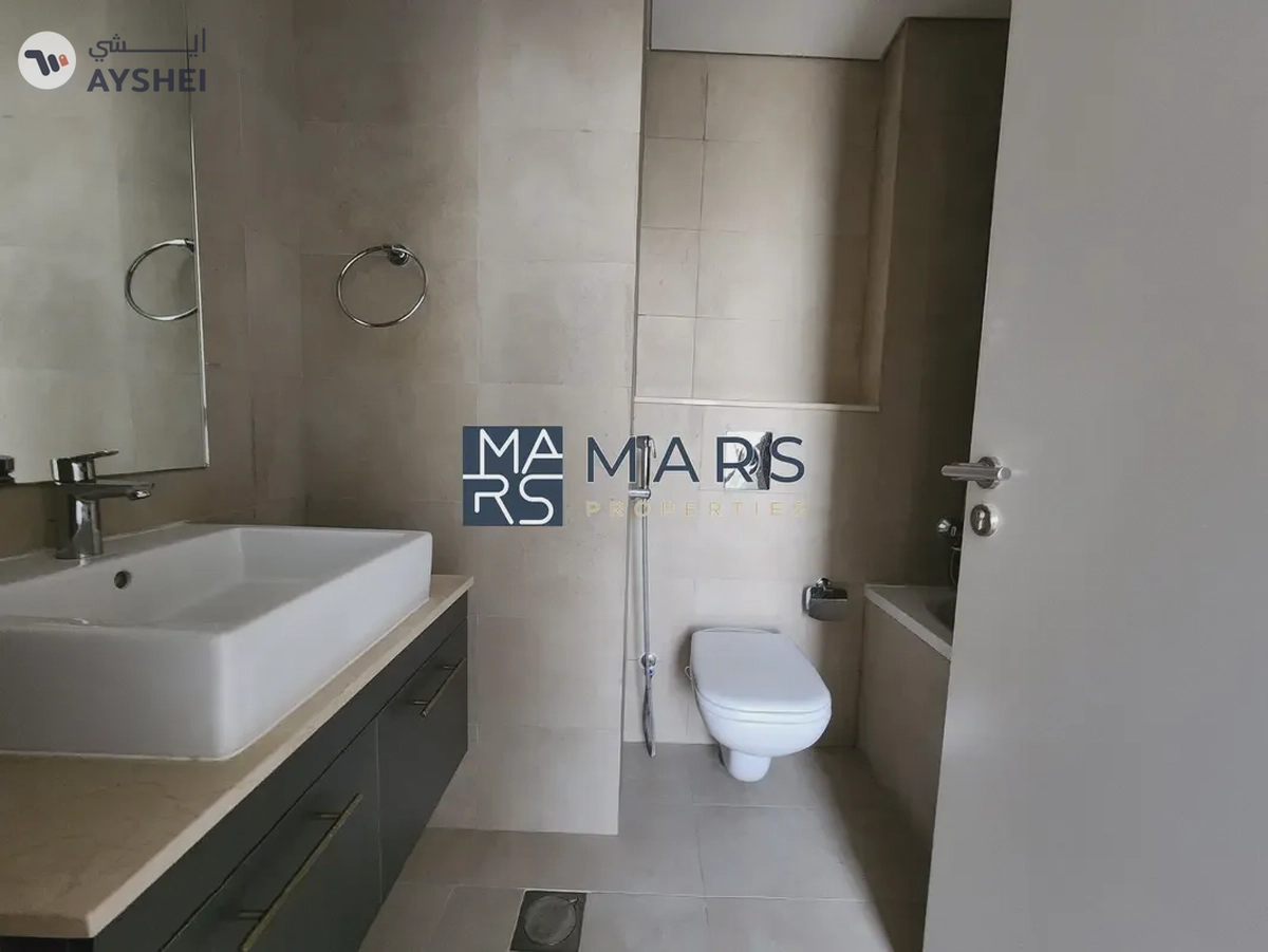 !! Vacant Middle Unit 2BR | Bigger Layout | For Rent !!-6-6