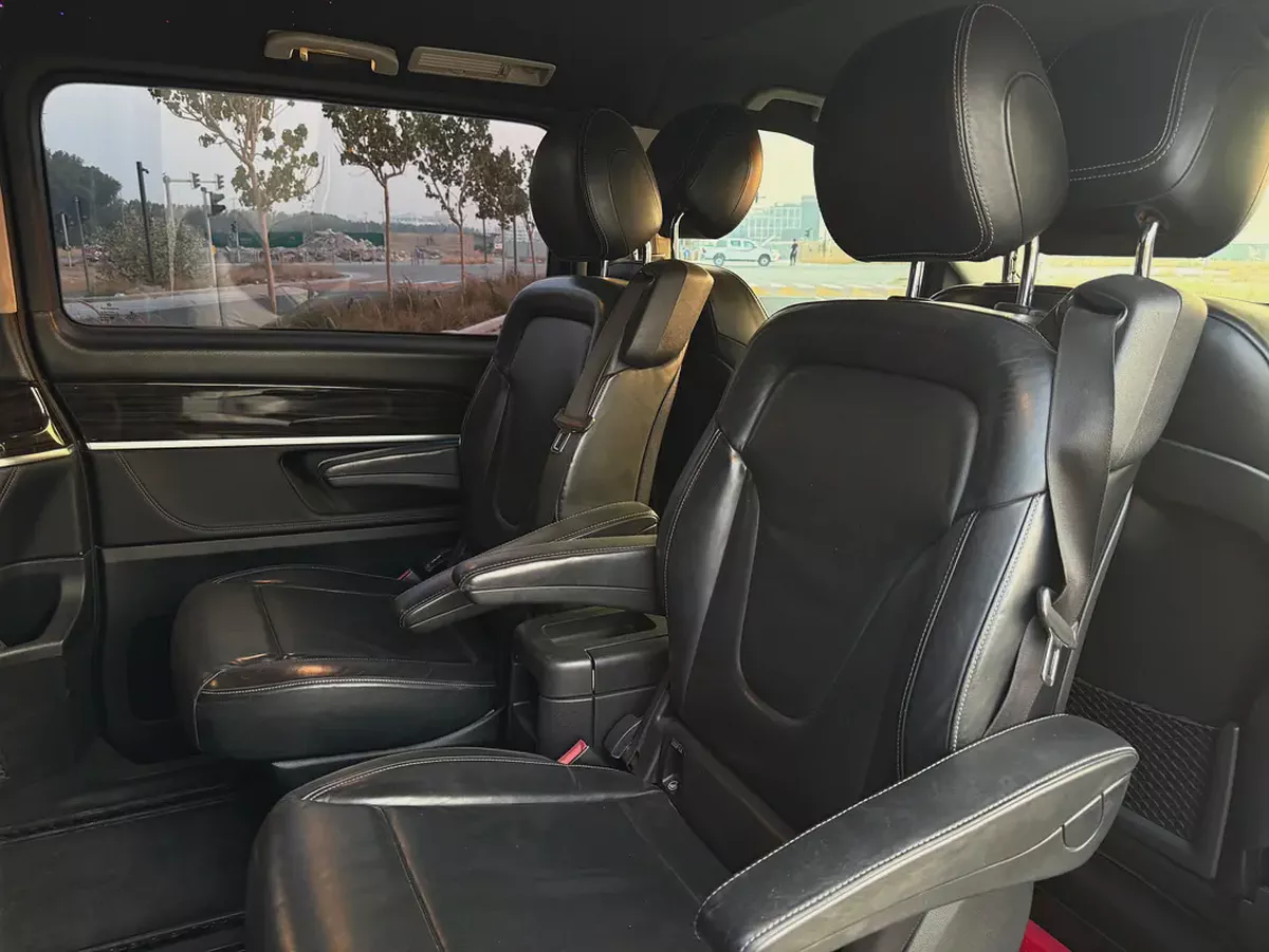 Mercedes-Benz V250 | Model 2020 | 6 Seater | GCC Specs-10-10