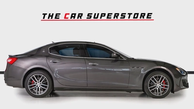 Maserati Ghibli SQ4-Special Color-2-Exclusive Leather Inerior-Active Sports Exhaust System-8