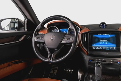 Maserati Ghibli SQ4-Special Color-2-Exclusive Leather Inerior-Active Sports Exhaust System-10
