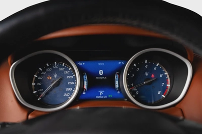 Maserati Ghibli SQ4-Special Color-2-Exclusive Leather Inerior-Active Sports Exhaust System-13