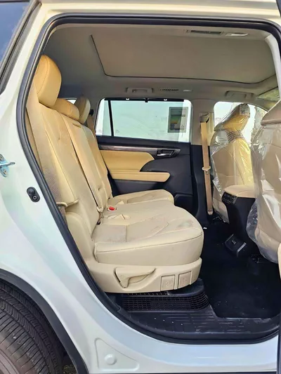 Toyota Highlander LIMITED 2.5L HYBRID LIMITED HYBRID || 2.5L V4 HEV | RADAR | PANORAMIC ROOF | HEADS UP DISPLAY (CODE # HLTDO)-15